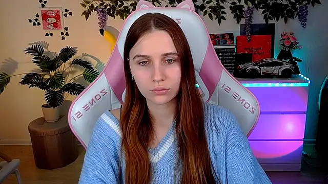 AliceCharmy online show from April 2026 04:16:02 PM