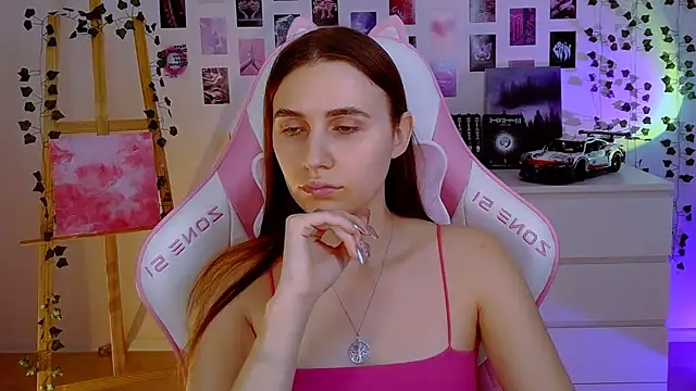 Snapshot of AliceCharmy chatting on January 2025 02:10:01 PM AliceCharmy online show from January 2025 02:10:01 PM
