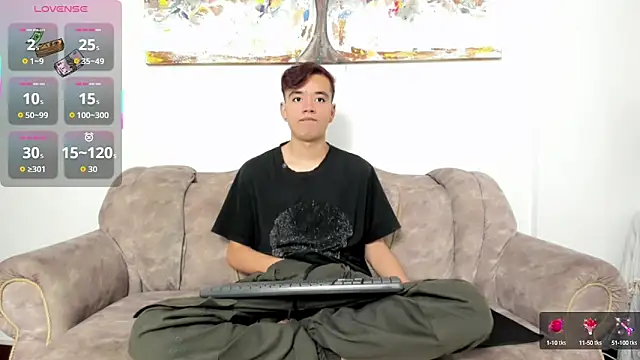 Snapshot of bunny_maxi chatting on October 2025 12:39:01 PM bunny maxi online show from October 2025 12:39:01 PM
