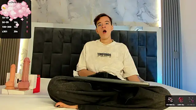 bunny maxi online show from October 2025 12:37:01 PM