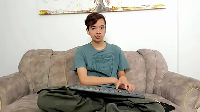 bunny maxi online show from November 2025 12:30:01 PM