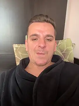 Huge cock22cm online show from April 2026 12:18:02 PM