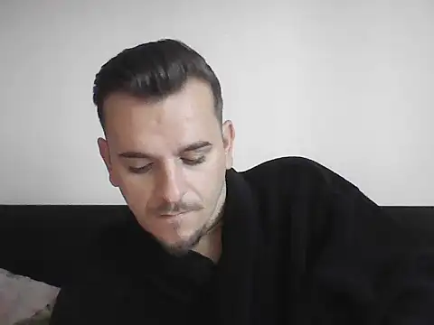 Huge cock22cm online show from September 2025 05:02:01 AM