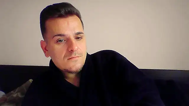 Huge cock22cm online show from December 2025 09:19:01 AM