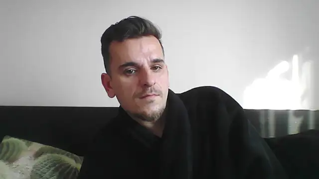 Huge cock22cm online show from March 2025 01:43:02 PM