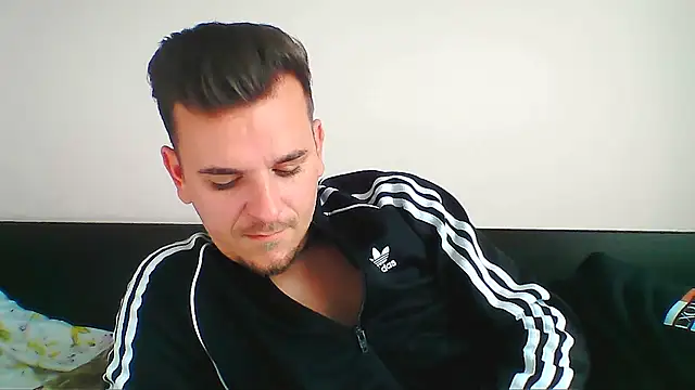 Huge cock22cm online show from October 2025 10:14:01 AM