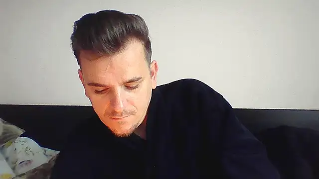 Huge cock22cm online show from October 2025 06:03:02 AM