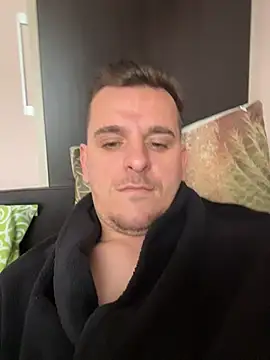 Huge cock22cm online show from March 2026 11:01:02 AM