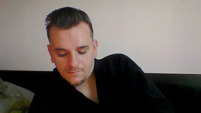 Huge cock22cm online show from April 2026 05:41:02 AM