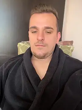 Huge cock22cm online show from May 2026 09:23:01 AM