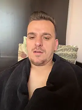 Huge cock22cm online show from May 2026 07:47:01 AM