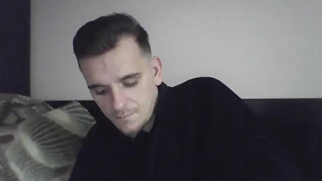 Huge cock22cm online show from February 2025 03:05:01 PM