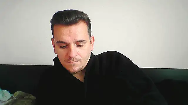 Huge cock22cm online show from November 2025 08:19:01 AM