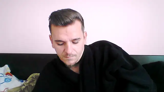 Huge cock22cm online show from October 2025 08:27:01 AM