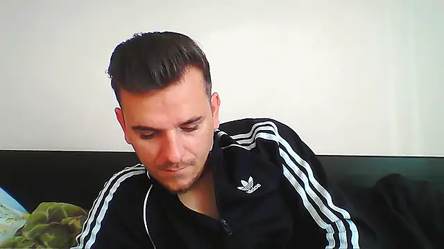 Huge cock22cm online show from October 2025 06:34:01 AM