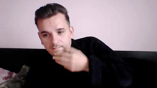 Huge cock22cm online show from October 2025 06:17:02 AM