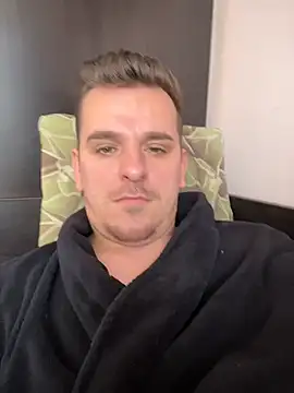 Huge cock22cm online show from March 2026 10:04:01 AM