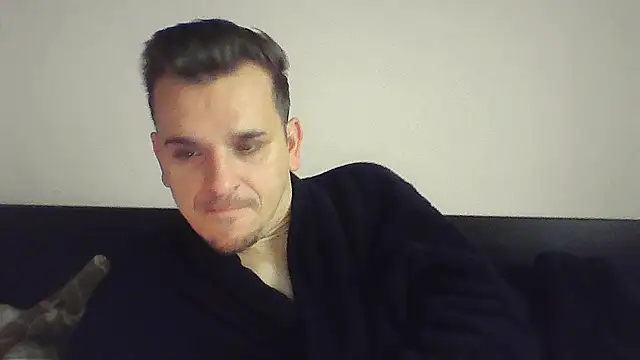 Huge cock22cm online show from November 2025 08:26:02 AM