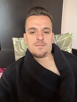Huge cock22cm online show from May 2026 06:21:02 AM