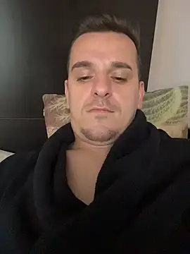 Huge cock22cm online show from February 2026 01:12:01 PM