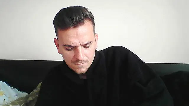 Huge cock22cm online show from October 2025 10:07:01 AM