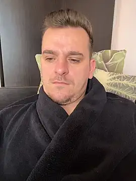 Huge cock22cm online show from March 2026 08:10:01 AM