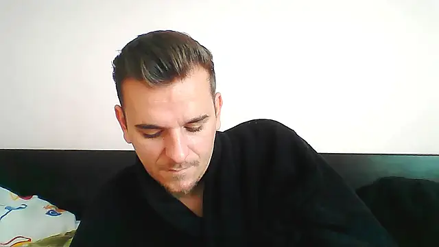 Huge cock22cm online show from October 2025 08:37:01 AM