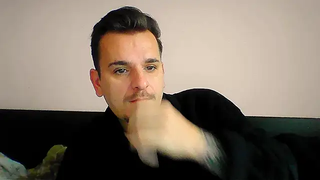 Huge cock22cm online show from December 2025 08:59:01 AM