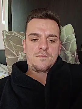 Huge cock22cm online show from February 2026 12:15:02 PM