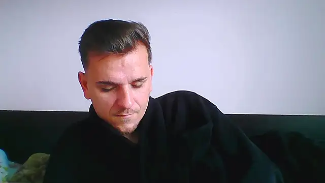 Huge cock22cm online show from November 2025 11:25:02 AM