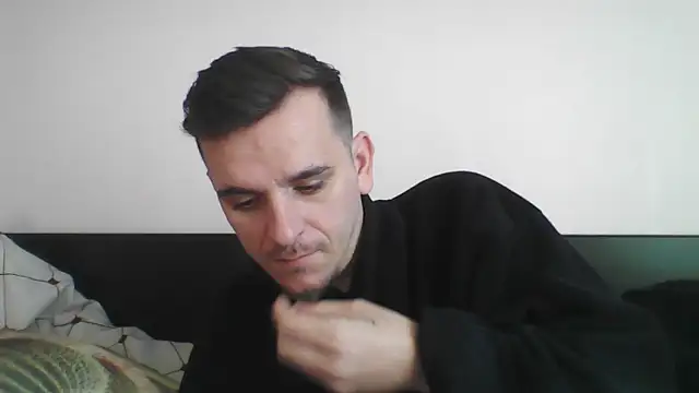 Huge cock22cm online show from March 2025 07:16:01 AM