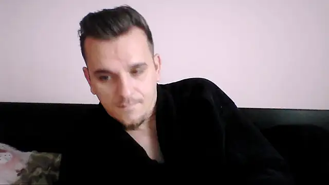 Huge cock22cm online show from October 2025 09:00:02 AM