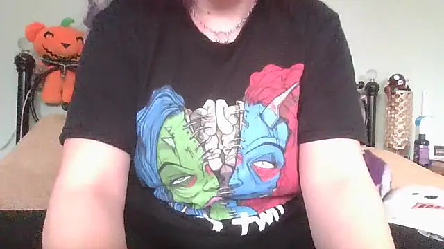 MissKisu online show from February 2026 11:51:01 AM