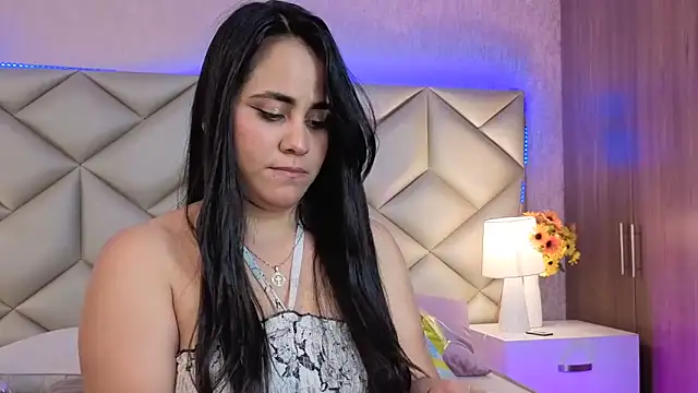 Brenda Garcia online show from September 2025 08:16:02 PM