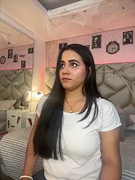 Brenda Garcia online show from October 2025 08:53:01 PM