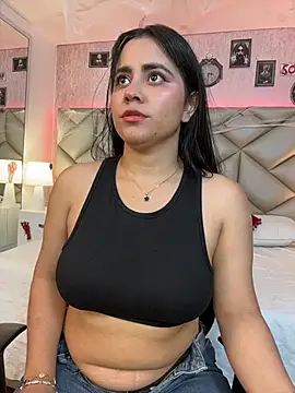 Snapshot of Brenda_Garcia chatting on November 2025 03:01:01 AM Brenda Garcia online show from November 2025 03:01:01 AM