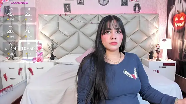 Brenda Garcia online show from October 2025 07:16:02 PM