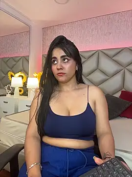 Snapshot of Brenda_Garcia chatting on November 2025 08:31:02 PM Brenda Garcia online show from November 2025 08:31:02 PM