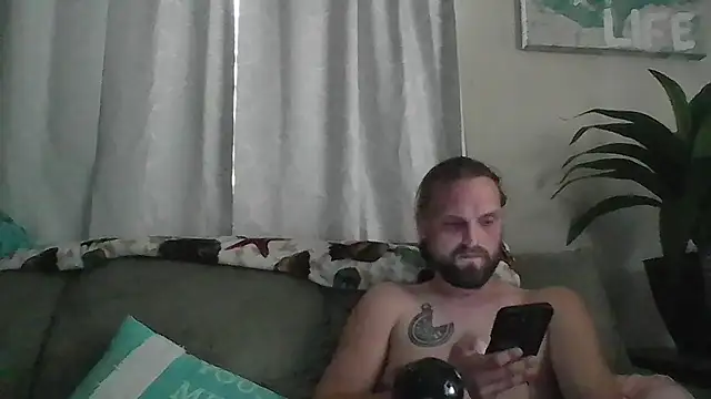Snapshot of VitaminDrewFl chatting on June 2026 10:03:02 PM VitaminDrewFl online show from June 2026 10:03:02 PM