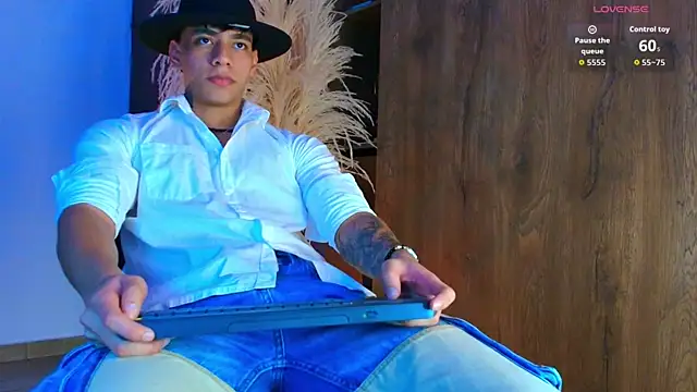 Josep Davies online show from October 2025 10:49:02 PM