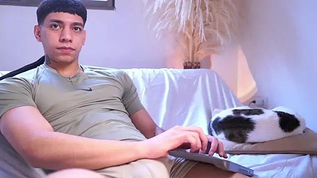 Josep Davies online show from March 2026 02:09:01 PM