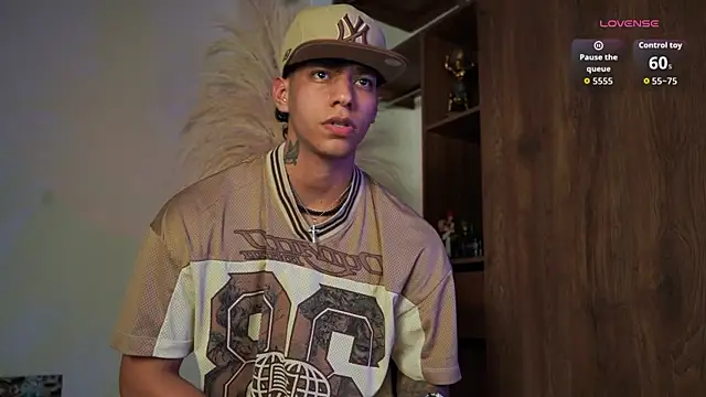 Josep Davies online show from November 2025 02:48:02 AM