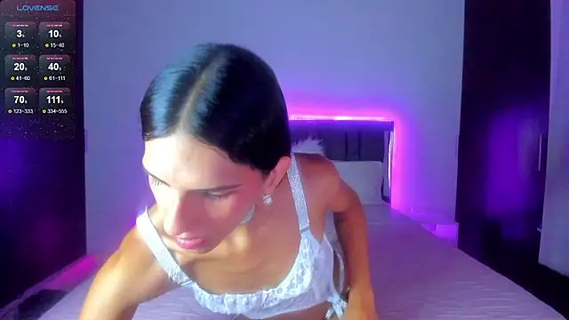 AlanaSofiia online show from February 2025 03:26:02 PM