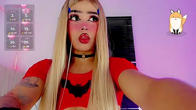 Snapshot of ladytslatina chatting on May 2026 12:49:01 AM ladytslatina online show from May 2026 12:49:01 AM