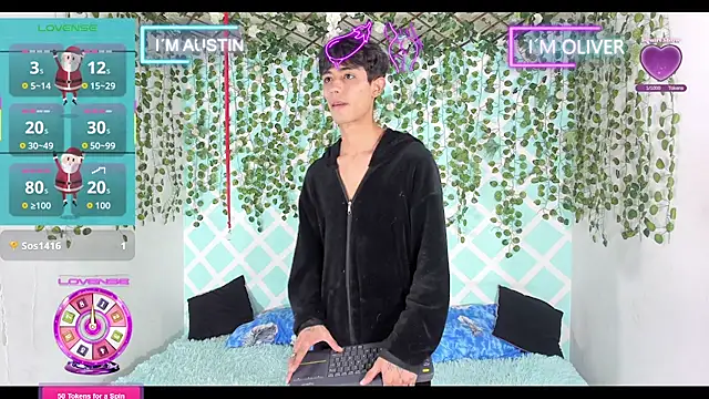 Snapshot of oliverhot2005 chatting on November 2025 08:09:01 PM oliverhot2005 online show from November 2025 08:09:01 PM