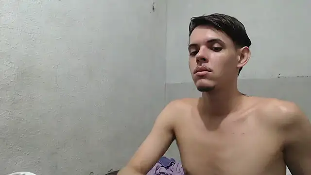 MicaelRian69 online show from June 2026 09:47:01 PM