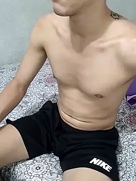 Snapshot of MicaelRian69 chatting on November 2025 06:12:02 PM MicaelRian69 online show from November 2025 06:12:02 PM