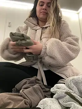 melanny10 online show from January 2025 03:27:01 PM