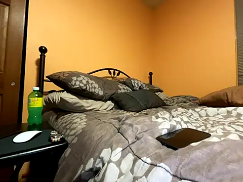 mouser21212 online show from September 2025 10:21:02 PM