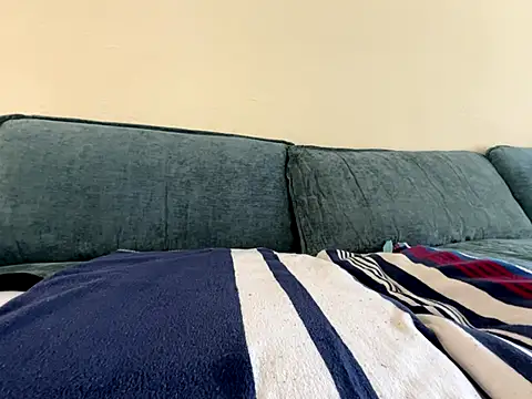 mouser21212 online show from October 2025 10:40:01 PM